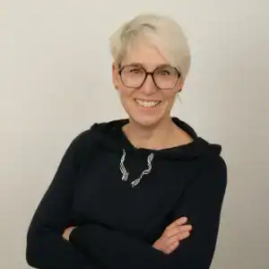 Meike ist Fachraumplanerin bei aha-laborplanung